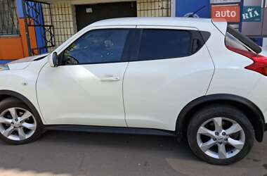 Внедорожник / Кроссовер Nissan Juke 2012 в 