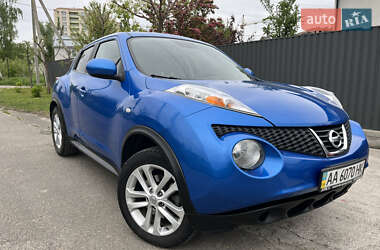 Внедорожник / Кроссовер Nissan Juke 2010 в Киеве