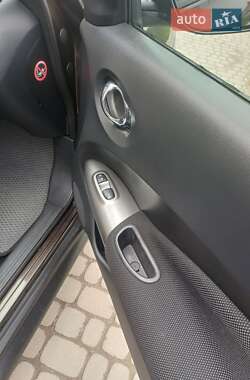 Внедорожник / Кроссовер Nissan Juke 2012 в 