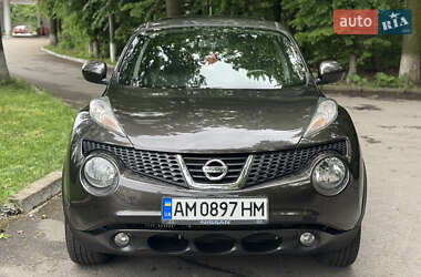Внедорожник / Кроссовер Nissan Juke 2012 в 