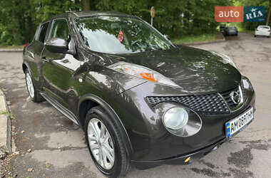 Внедорожник / Кроссовер Nissan Juke 2012 в 