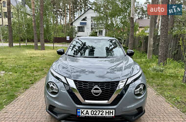 Позашляховик / Кросовер Nissan Juke 2022 в 