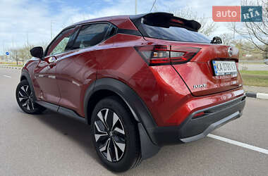 Внедорожник / Кроссовер Nissan Juke 2022 в 