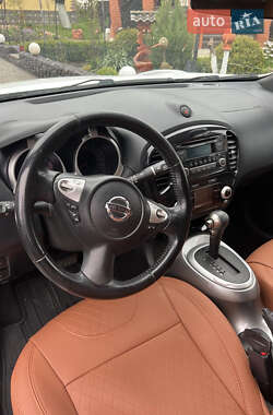 Позашляховик / Кросовер Nissan Juke 2012 в 