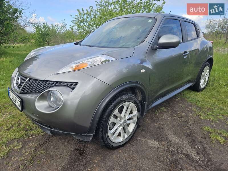 Внедорожник / Кроссовер Nissan Juke 2012 в 