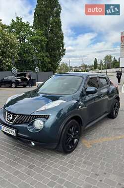 Позашляховик / Кросовер Nissan Juke 2013 в 