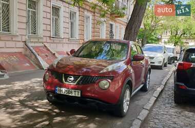 Внедорожник / Кроссовер Nissan Juke 2013 в 