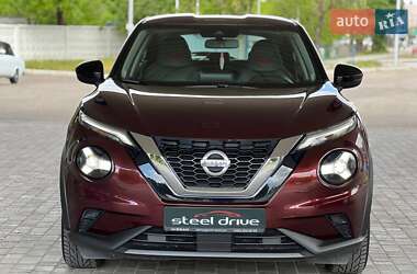 Позашляховик / Кросовер Nissan Juke 2021 в 