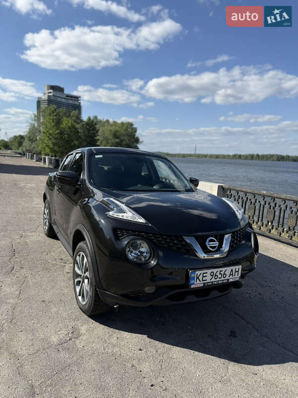 Внедорожник / Кроссовер Nissan Juke 2018 в 