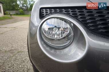 Внедорожник / Кроссовер Nissan Juke 2012 в 