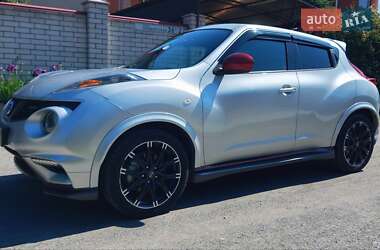 Внедорожник / Кроссовер Nissan Juke 2013 в 