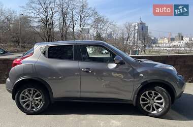 Позашляховик / Кросовер Nissan Juke 2014 в 
