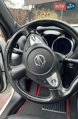 Позашляховик / Кросовер Nissan Juke 2013 в 