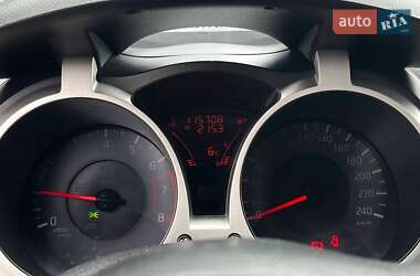 Позашляховик / Кросовер Nissan Juke 2012 в 