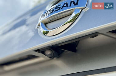 Внедорожник / Кроссовер Nissan Juke 2014 в 