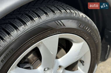 Внедорожник / Кроссовер Nissan Juke 2012 в 
