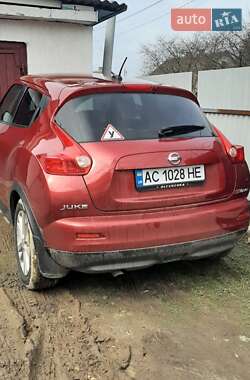 Позашляховик / Кросовер Nissan Juke 2010 в 