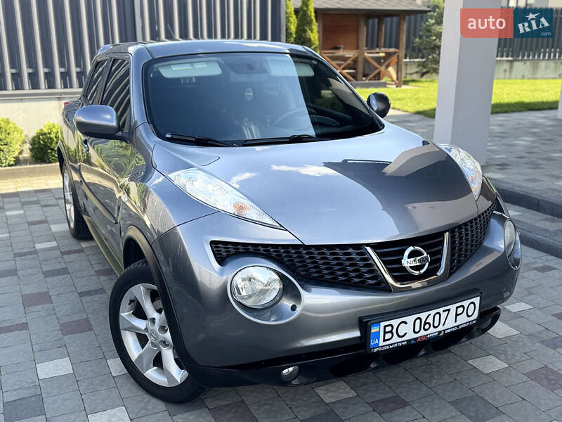 Внедорожник / Кроссовер Nissan Juke 2012 в 
