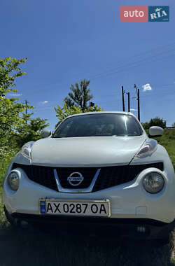 Внедорожник / Кроссовер Nissan Juke 2011 в 