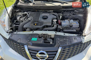 Внедорожник / Кроссовер Nissan Juke 2011 в 