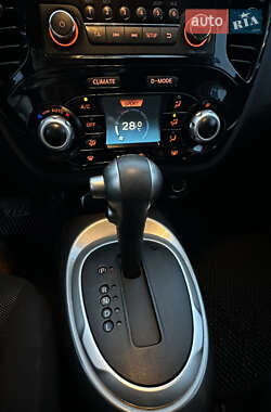 Позашляховик / Кросовер Nissan Juke 2014 в 