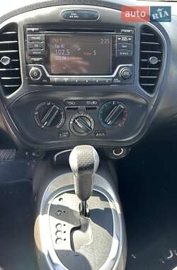 Внедорожник / Кроссовер Nissan Juke 2016 в 