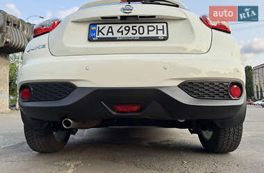 Внедорожник / Кроссовер Nissan Juke 2019 в 
