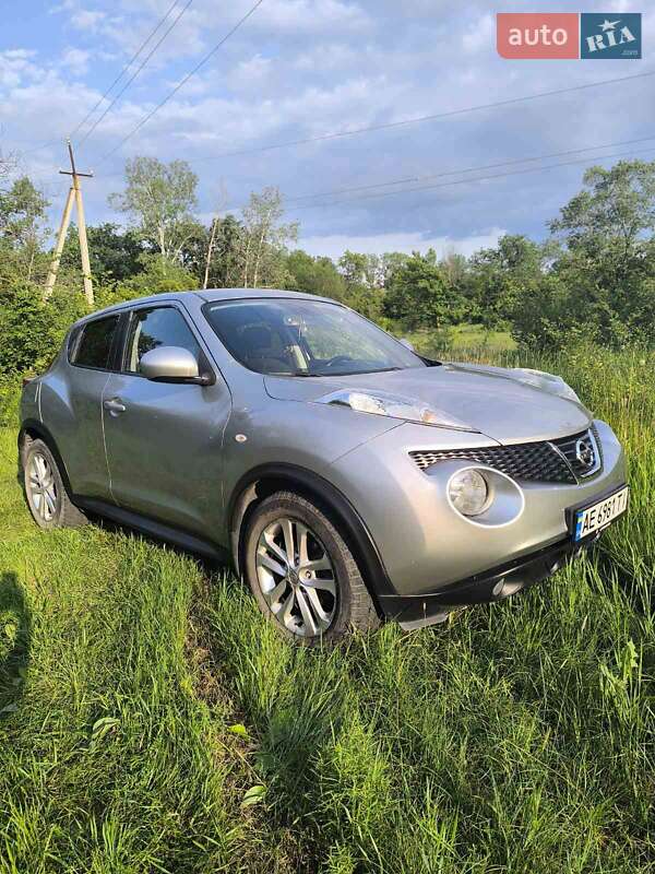 Внедорожник / Кроссовер Nissan Juke 2010 в 