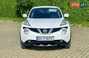 Внедорожник / Кроссовер Nissan Juke 2017 в 