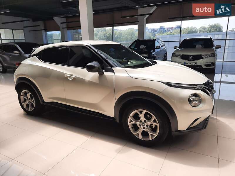 Nissan Juke 2021