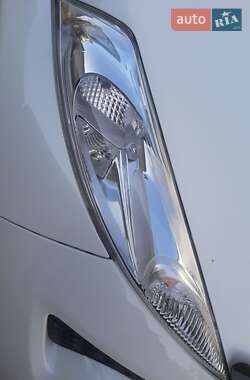 Позашляховик / Кросовер Nissan Juke 2013 в 
