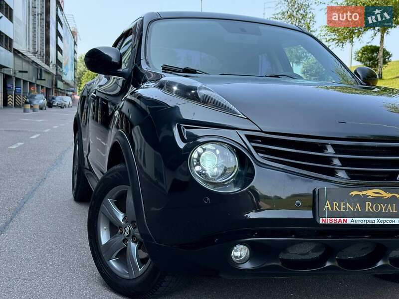 Позашляховик / Кросовер Nissan Juke 2011 в Києві