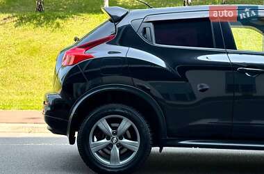 Позашляховик / Кросовер Nissan Juke 2011 в 