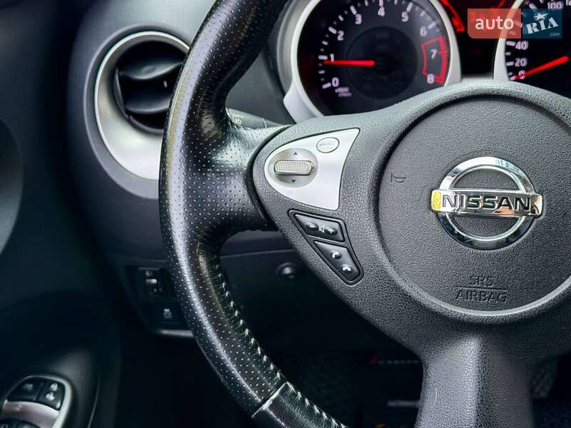 Позашляховик / Кросовер Nissan Juke 2011 в Києві
