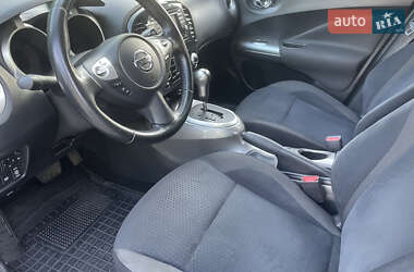 Внедорожник / Кроссовер Nissan Juke 2011 в 
