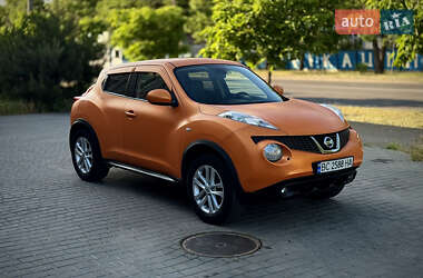 Внедорожник / Кроссовер Nissan Juke 2012 в 