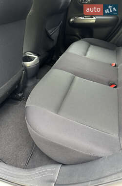 Внедорожник / Кроссовер Nissan Juke 2012 в 