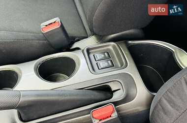 Внедорожник / Кроссовер Nissan Juke 2012 в 