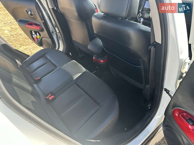 Внедорожник / Кроссовер Nissan Juke 2015 в Одессе