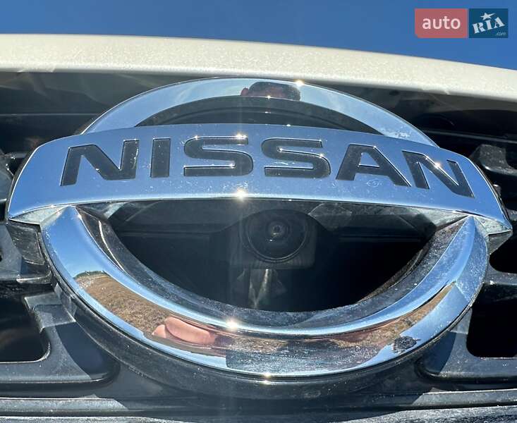 Внедорожник / Кроссовер Nissan Juke 2015 в Одессе