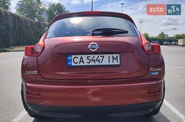 Позашляховик / Кросовер Nissan Juke 2013 в 