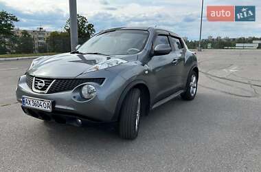 Позашляховик / Кросовер Nissan Juke 2012 в 