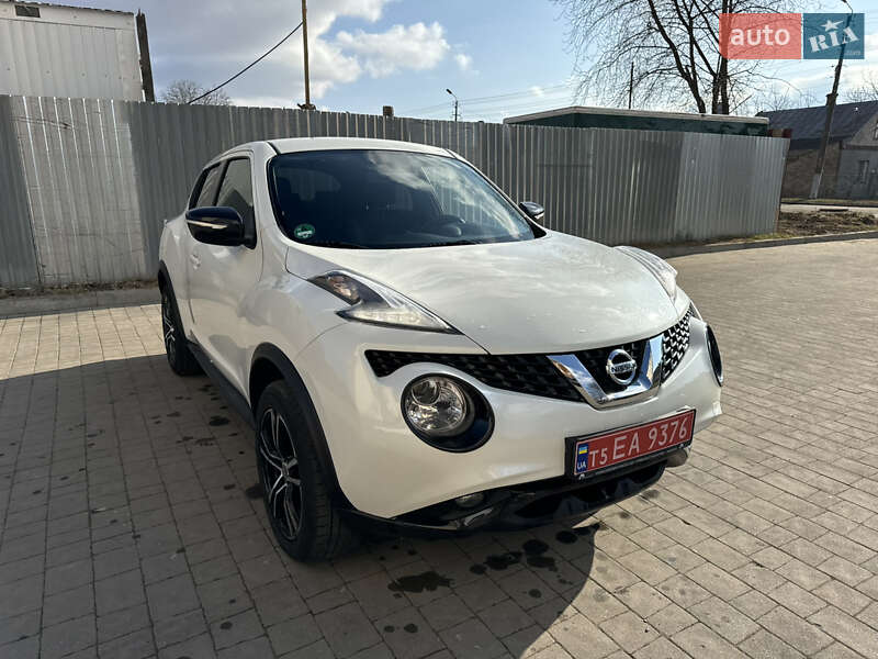 Позашляховик / Кросовер Nissan Juke 2015 в Дубні