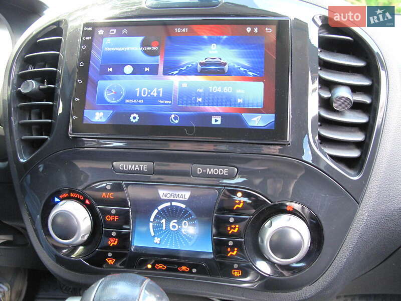 Внедорожник / Кроссовер Nissan Juke 2011 в Киеве