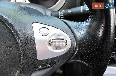 Позашляховик / Кросовер Nissan Juke 2011 в Києві