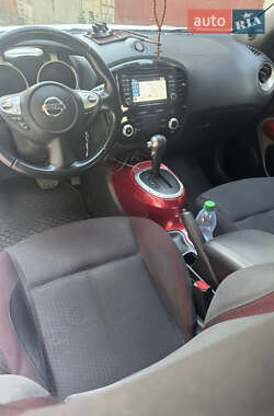 Позашляховик / Кросовер Nissan Juke 2013 в 
