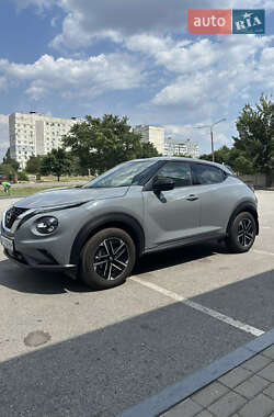 Позашляховик / Кросовер Nissan Juke 2024 в 