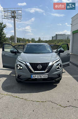Позашляховик / Кросовер Nissan Juke 2024 в 
