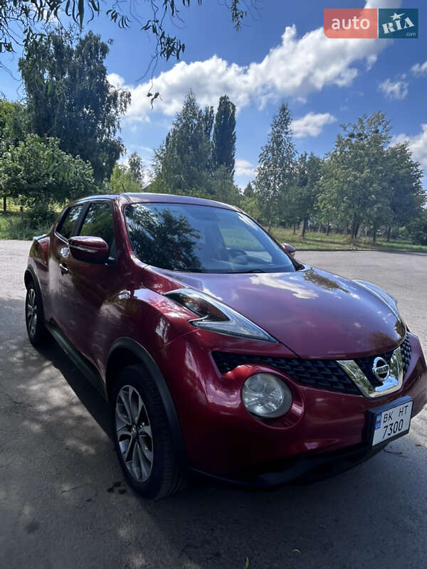 Позашляховик / Кросовер Nissan Juke 2016 в Рівному