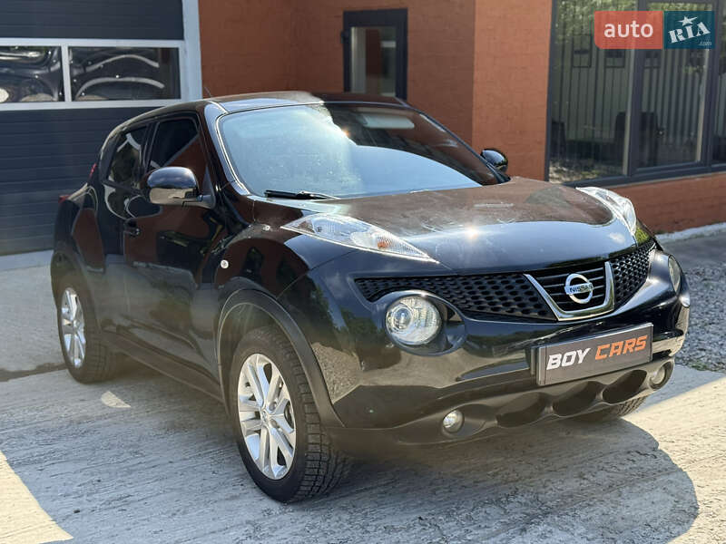 Внедорожник / Кроссовер Nissan Juke 2013 в 